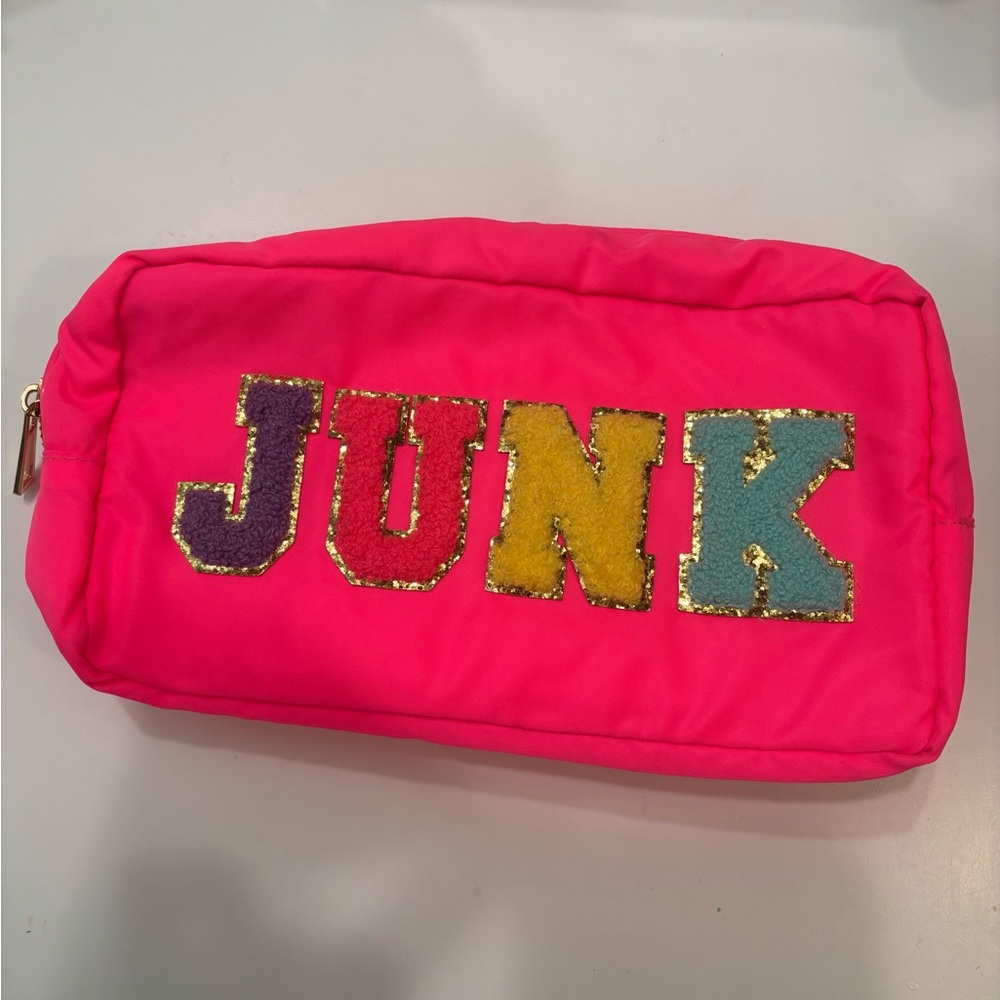 JUNK pouch